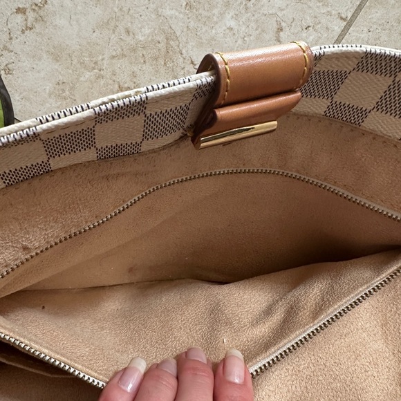 Preowned stylish trandy bag purse made in China - Picture 9 of 9